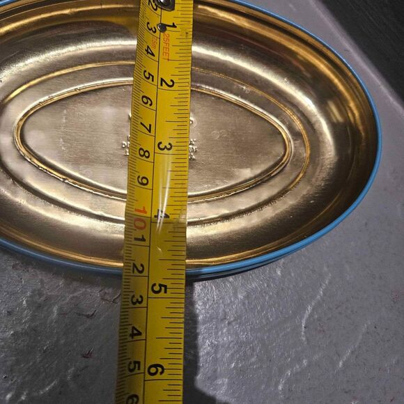 Oval Tin Victorian Dolls The Box Company - Picture 6 of 6